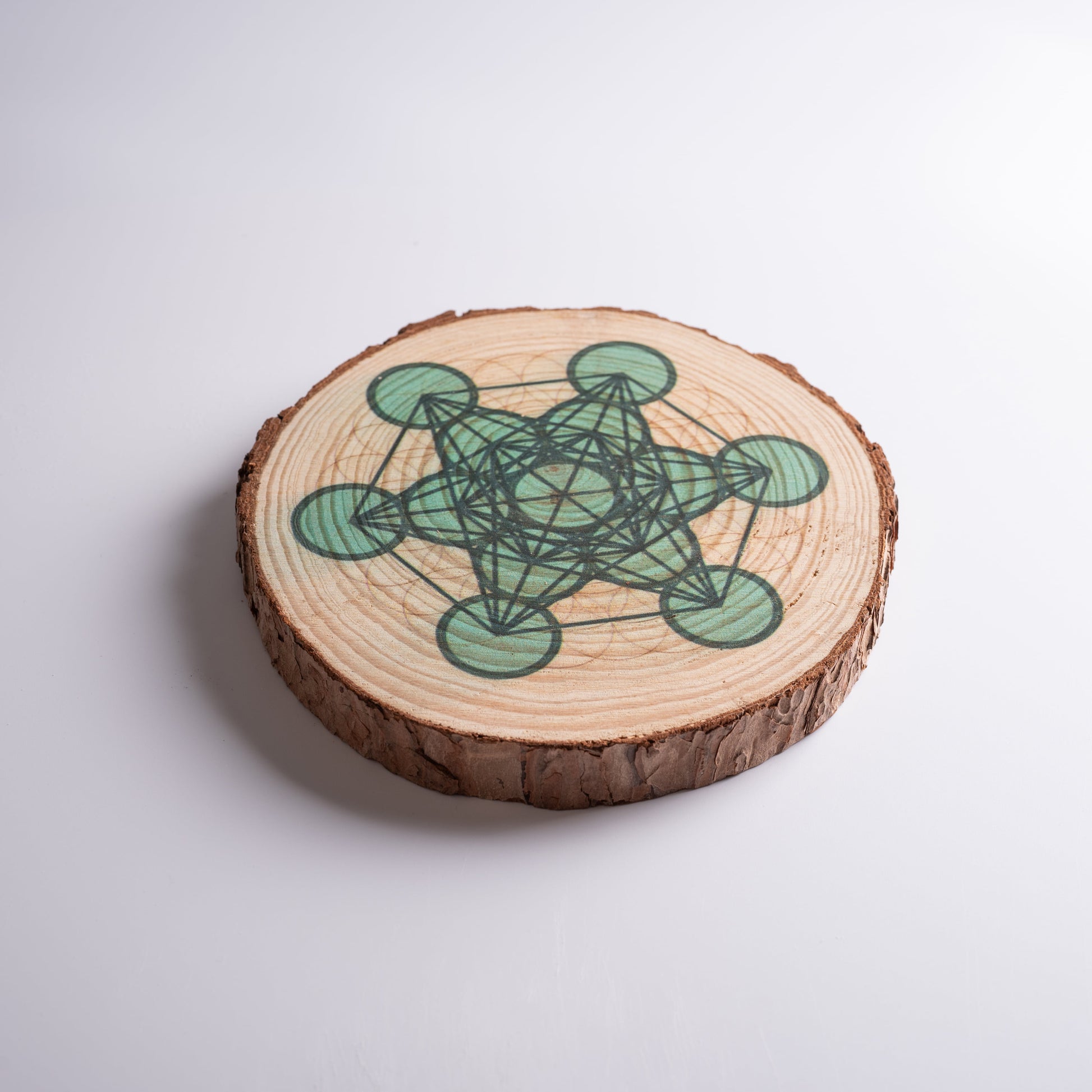 Crystal charging grid with Metatron’s Cube art in elegant gift box.