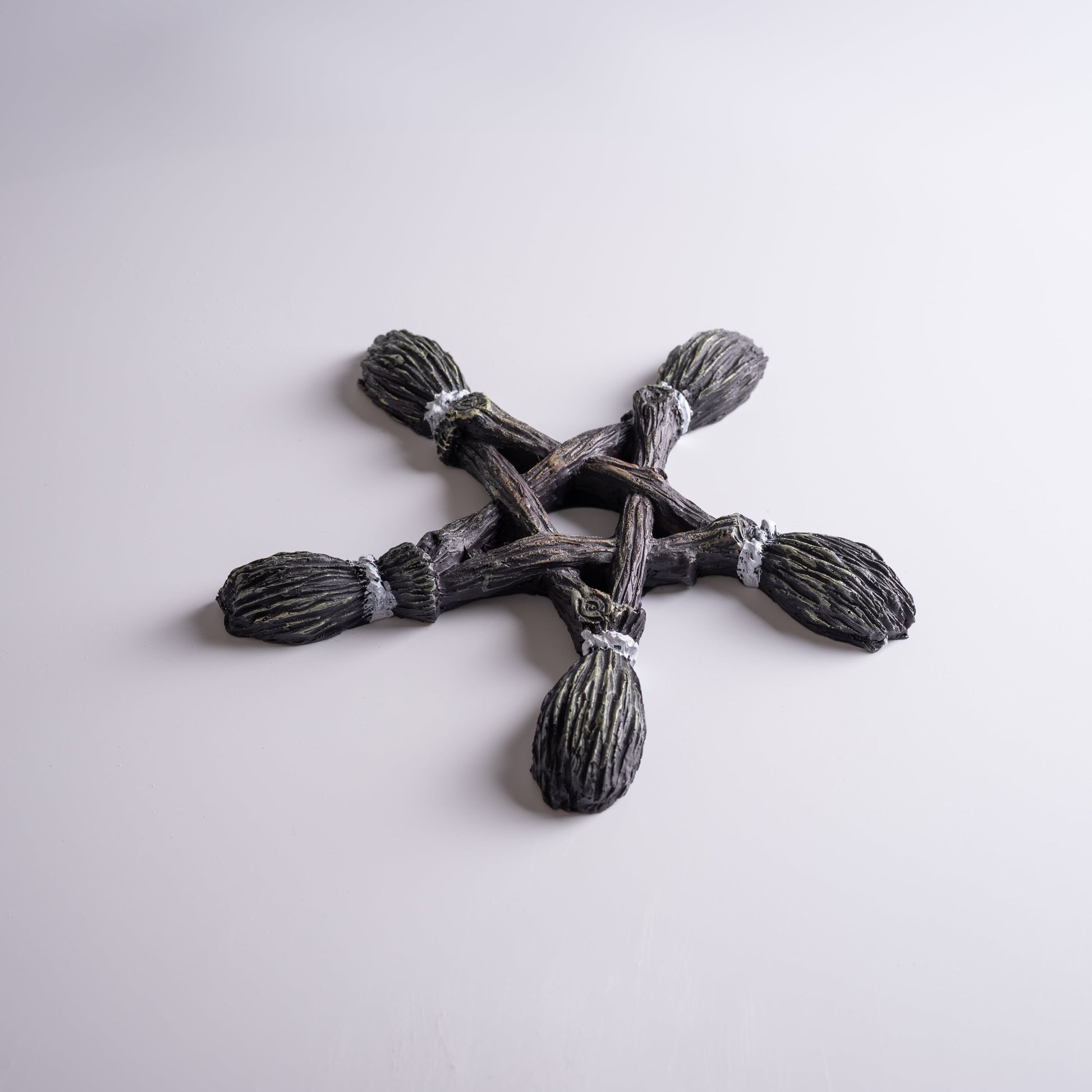 Halloween witchcraft pentacle decoration, perfect for rituals and gatherings.